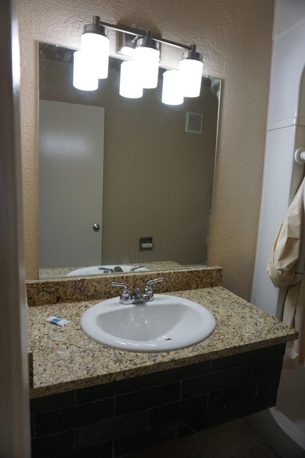 Econo Lodge San Antonio Northeast I-35 Εξωτερικό φωτογραφία